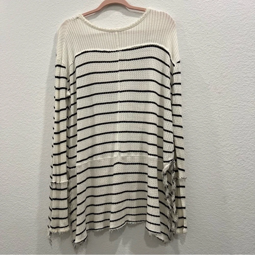 FREE PEOPLE Off White and Black Striped Flowy Boxy Oversized Tunic‎ XS Top